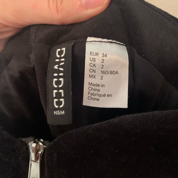 H&M Velvet Zip Up Dress - Picture 5 of 5